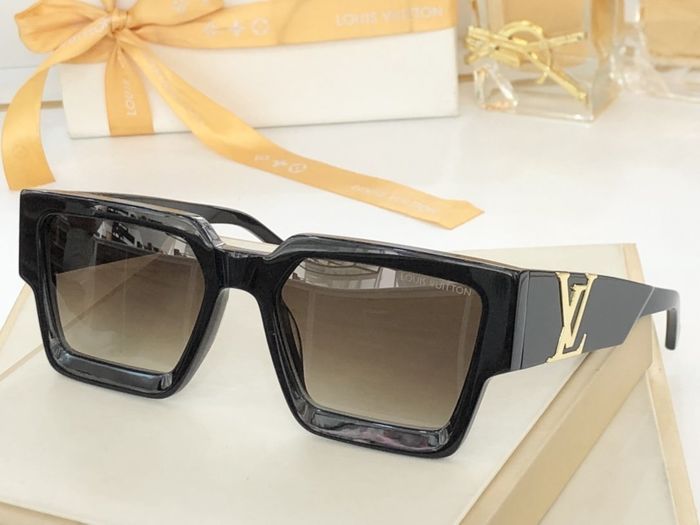 Louis Vuitton Sunglasses Top Quality LVS00590